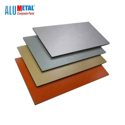 অভ্যন্তরীণ জন্য 5800mm 1570mm 3mm অ্যালুমিনিয়াম কম্পোজিট প্যানেল সিলিং গোল্ডেন Acp শীট