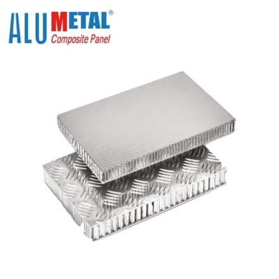 1220mm 4x8 প্লাস্টিক মধুচক্র প্যানেল অ্যালুমিনিয়াম শীট 10mm পুরু AA3003